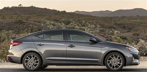 Hyundai Elantra Ad Facelift Spotted In Malaysia Suggests Impending Local Launch