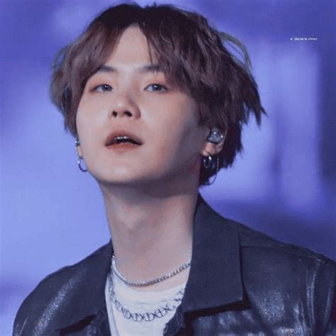 Pin De En Yoongi Vida