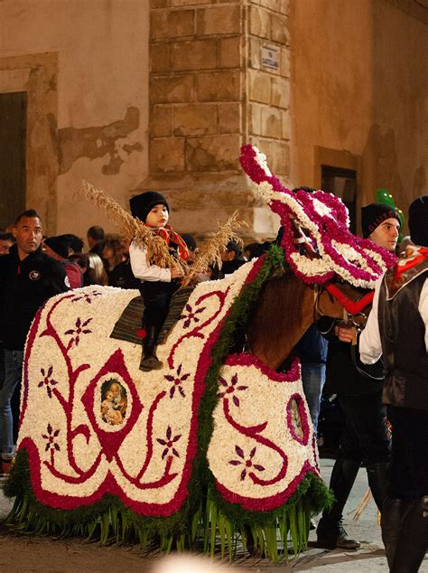 Scicli La Cavalcata Di San Giuseppe Cavallo Magazine