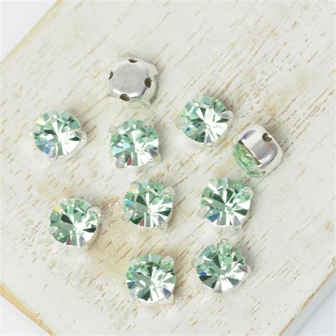 6 mm / ss29 Preciosa Chaton Montee Chrysolite in Silver-colored setting ...