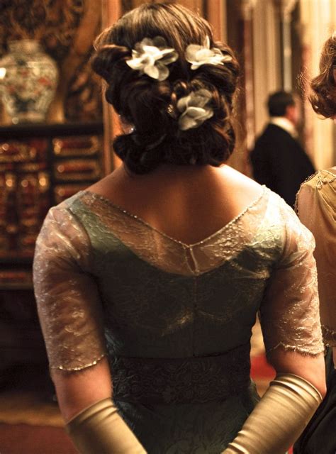 Jessica Brown Findlay As Lady Sybil Crawley In Downton Abbey Downton Abbey Hairstyles