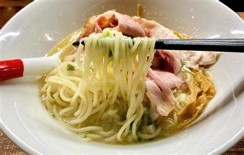 【芛堂寺茨城県つくば市】女性店主のセンス光る創作ラーメン！深みある鶏白湯とインパクトある味付き替玉がお洒落で美味！｜らーめんすすり隊