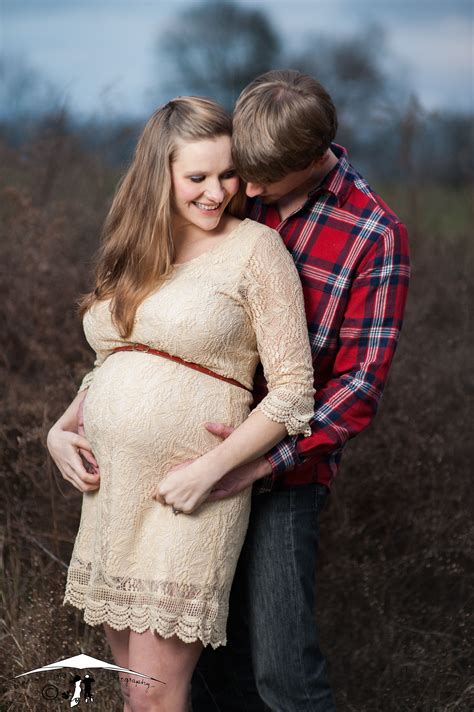 Maternity Shoot Maternity Poses Couple Photos Couples Scenes