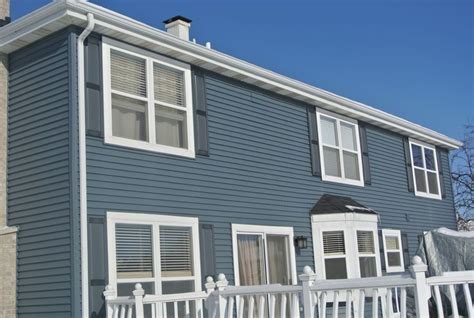 75 best gray vinyl siding images on Pinterest | Vinyl shake siding ...