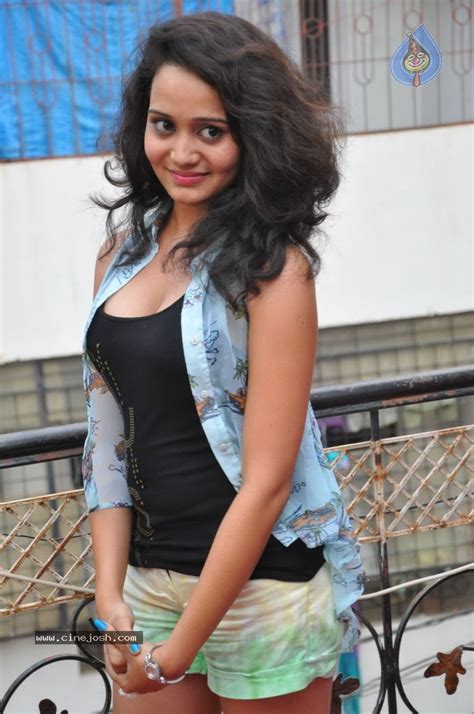 Jhansi Hot Stills Photo Of