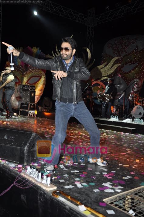 Shekhar Ravjiani At Aamby Valley Glitterrati 2011 Bash In Aamby Valley