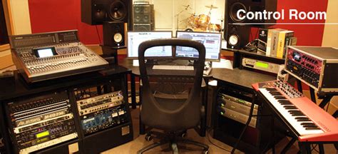 レコーディングルーム 岩手県盛岡市のレコーディングリハーサルスタジオカフェ RED HOT レッドホット盛岡