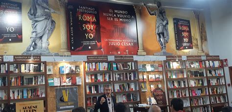 Firma De Ejemplares De Roma Soy Yo En Librer A Verbo De Sevilla