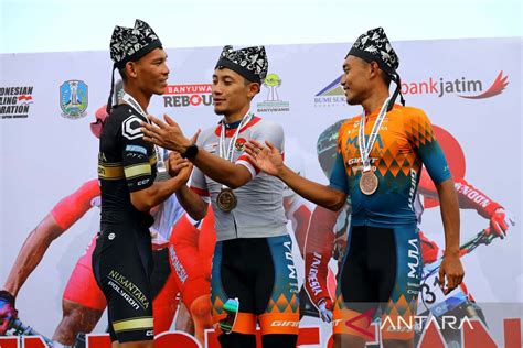 Ratusan Pebalap Sepeda Mtb Mulai Bersaing Di Kejurnas Antara News