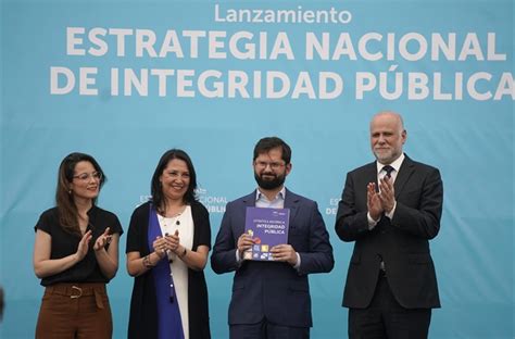 Presidente Presenta Estrategia Nacional De Integridad P Blica