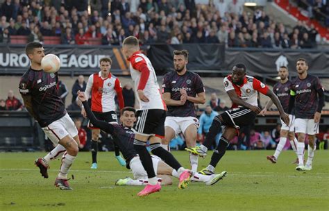 Chiringuitochampions On Twitter Goool De Wieffer Gol Del Feyenoord