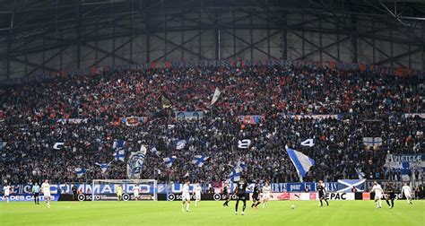 Om Psg Les Supporters Marseillais Mettent Le Feu à La Commanderie Avant Le Clasico