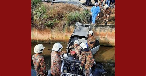 Lelaki Maut Kereta Dipandu Terjunam Dalam Parit 7 Meter Berita Harian