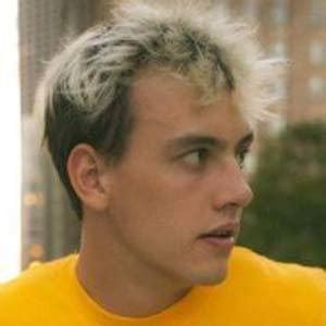 Cam Casey - Age, Family, Bio | Famous Birthdays