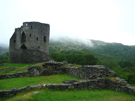 Dolbadarn Castle by wolfilain on DeviantArt