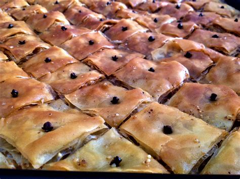 Aristotle Travel | SPITIKI NOSTIMIA / GREEK FLAVORS