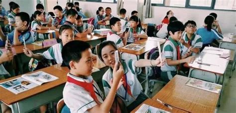 法國最嚴「中小學生手機禁令」法案出爐！手機正在毀掉我們的孩子 每日頭條