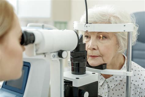 What Are The Risk Factors And Symptoms Of Cataracts Eye Care Of Delaware