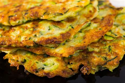 Schiacciata Di Zucchine La Ricetta Per Farla Leggera E Croccante