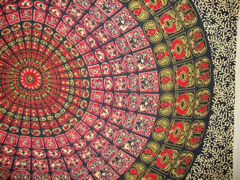 Tapestry Patterns - 570x428 - Download HD Wallpaper - WallpaperTip