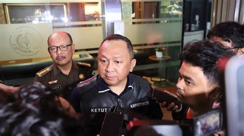 Tim Penyidik Kejaksaan Agung Memeriksa Orang Saksi Terkait Perkara Bpdpks