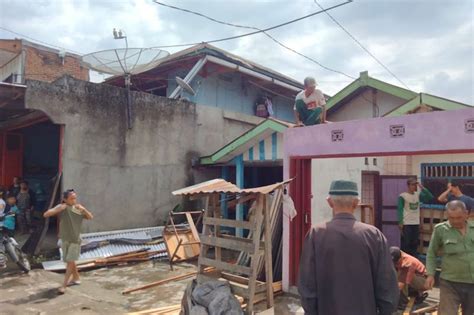 11 Rumah Warga Rejang Lebong Rusak Diterjang Angin Puting Beliung