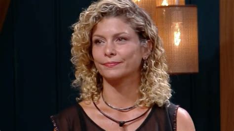 Campe De A Fazenda Babi Borges Exibe Corp O Malhado Ao Posar De Lingerie