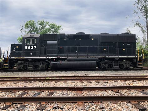 Unit 5837 - East Coast Locomotive