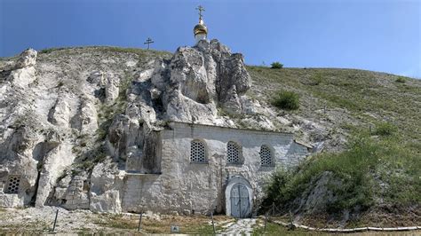 Дивногорје: како изгледа манастир уклесан у креди (ФОТО) - Russia ...