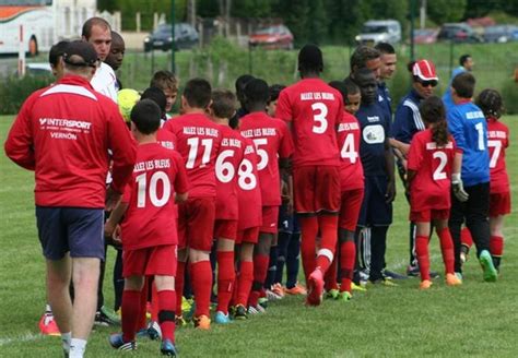 Actualité Bravo pour nos U 11 qui remportent le club Football