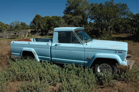 Ran When Parked 1966 Jeep J2000 Pickup