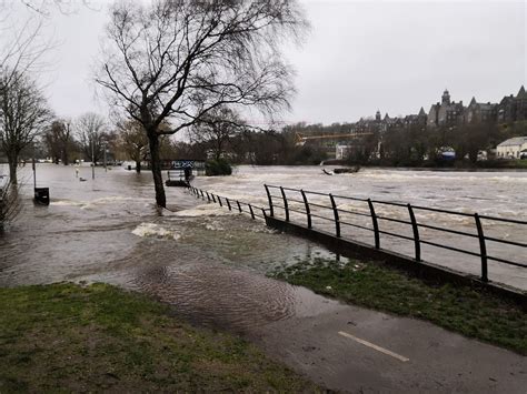 Cork City Council: Public advised that flood risk remains across Cork City today and this ...