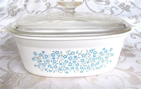 Corning Ware Blue Heather 2 5 Quart Covered Casserole Dish Vintage HTF