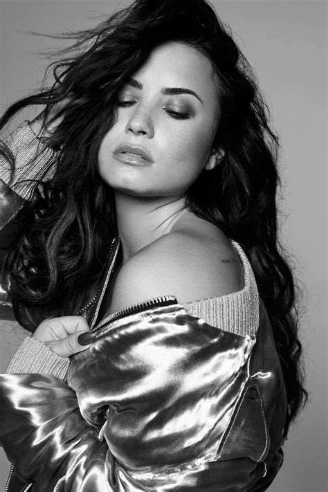 Demi Lovato Tell Me You Love Me Photoshoot Demi Lovato Body Demi