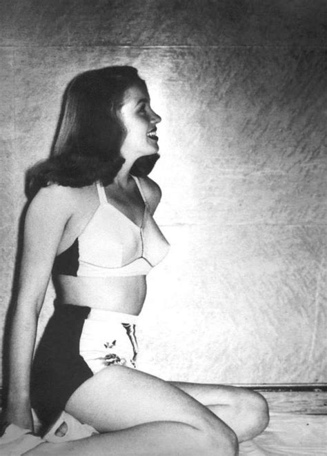 9 Hot Sexy Marilyn Horne Bikini Pics