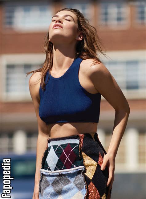 Lily James Nude Leaks Photo 5954331 Fapopedia