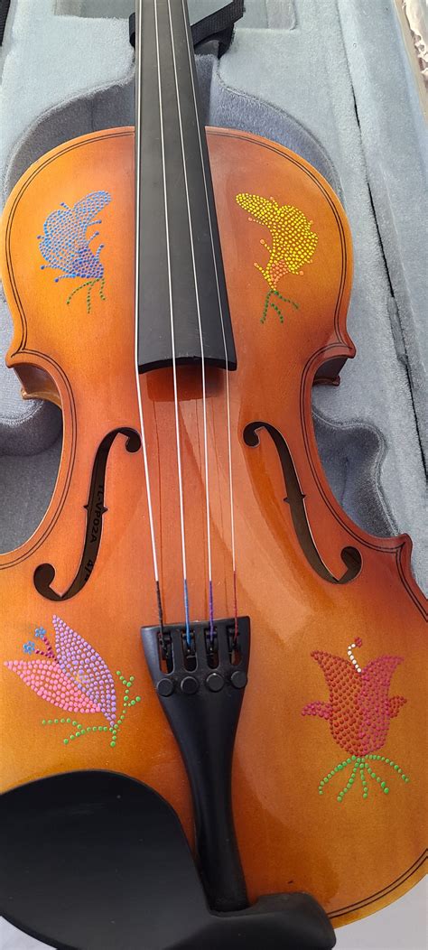 Fiddle With Metis Beadwork Design Violon Avec Dessin De Perlage Métis