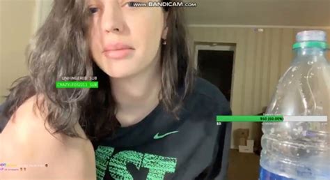 Teen Boob Flash Harofasesi