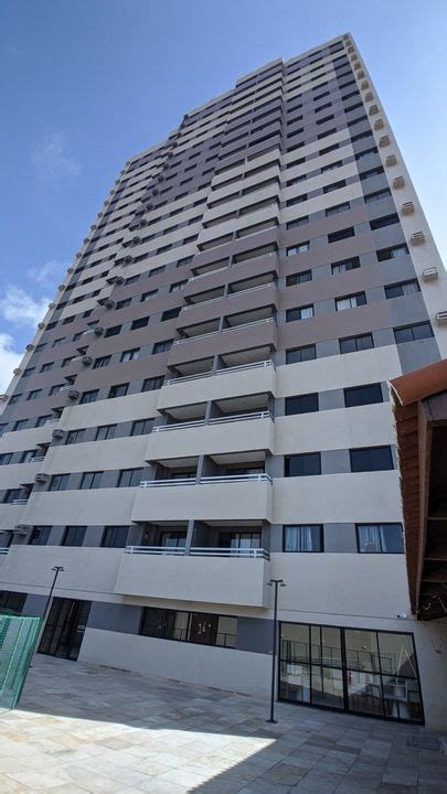 Apartamento Na Avenida Interventor M Rio C Mara Dix Sept Rosado Em