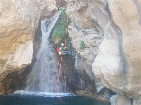 Descenso de barranco del Río Verde 4 horas desde 69 Yumping