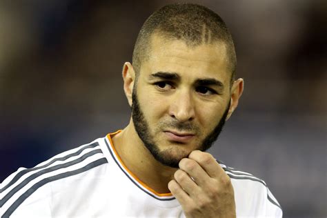 Accus De Lien Avec Les Fr Res Musulmans Benzema Porte Plainte