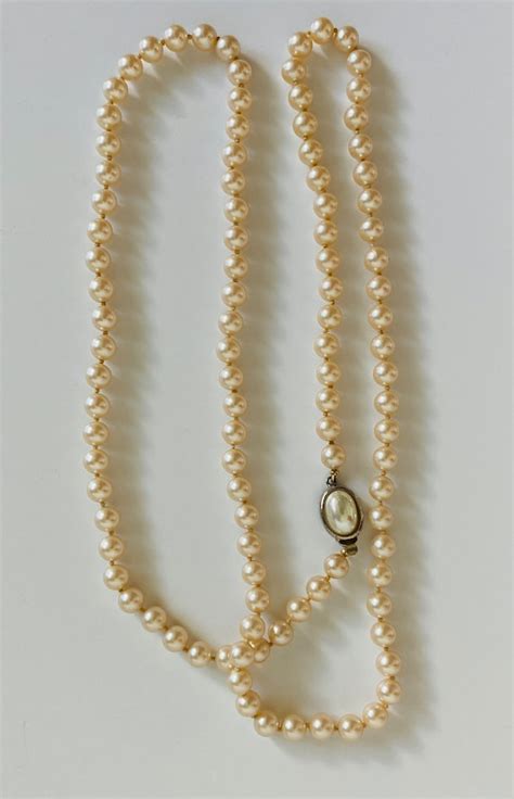 Carolee Vintage Single Strand Gem