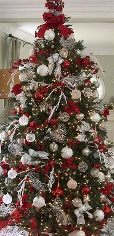 30 Red And Silver Christmas Tree Ideas Decoomo