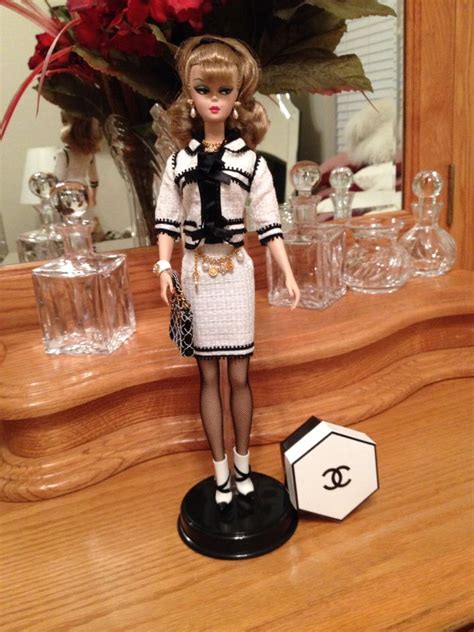 Silkstone Secretary Barbie Wearing Toujours Couture At Least Some