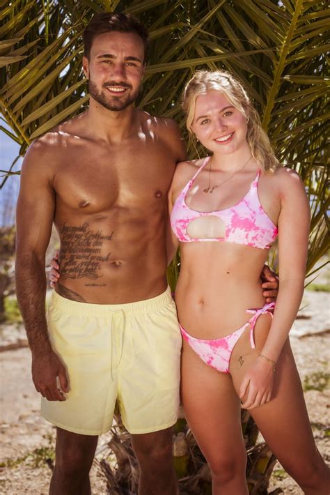 The Best 10 Love Island 2021 Kandidaten Emilia Selfkzesz