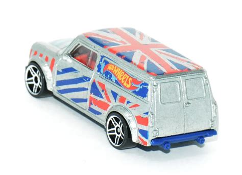 Hot Wheels 67 Austin Mini Van Loose Cars