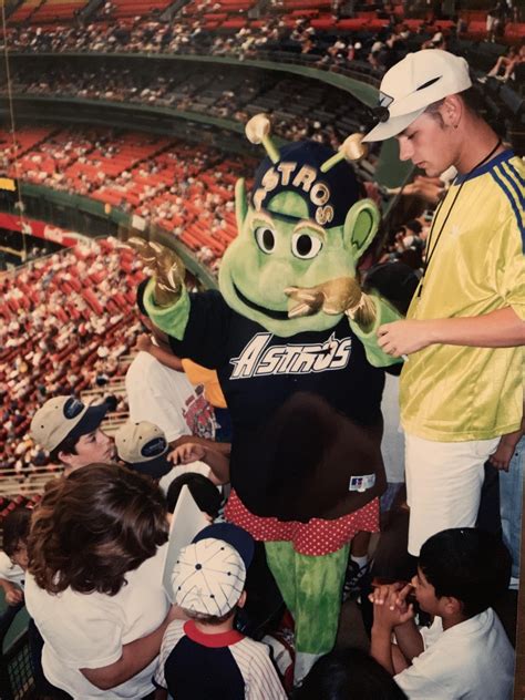 1997: Celebrating my birthday in the Astrodome : r/Astros