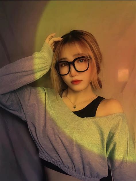 Nh G I Xinh T Ng P Tr N Tiktok Kh M Ph B S U T P Hot Nh T