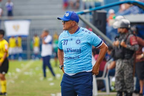 Técnico do Parnahyba Canindé lamenta eliminação na Série D Podíamos