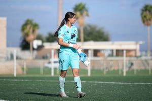 Brenda Saldaña Santos Laguna vs Atlético de San Luis femenil sub 18